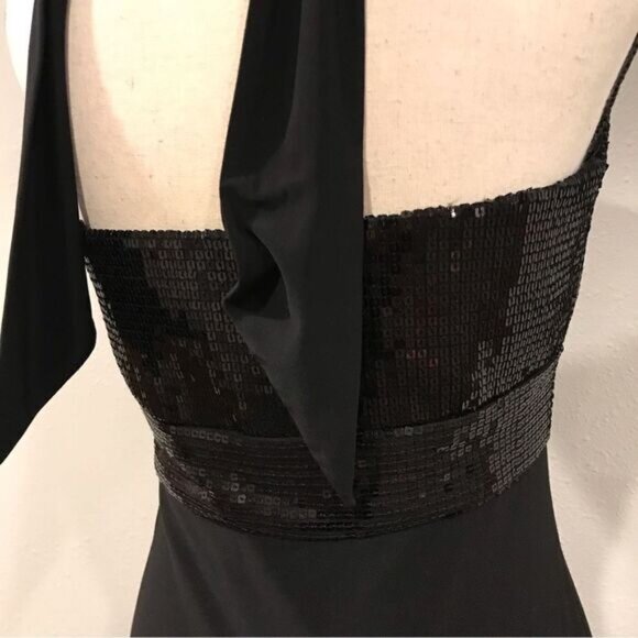 Black Cachet Halter Sequin Dress - Picture 10 of 13